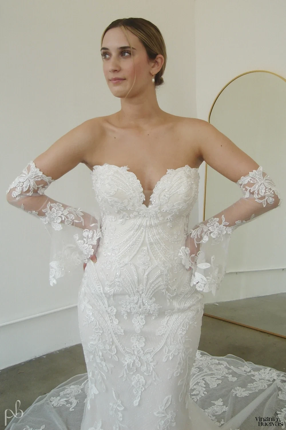 VIRGINIA BUELVAS #AURELIA